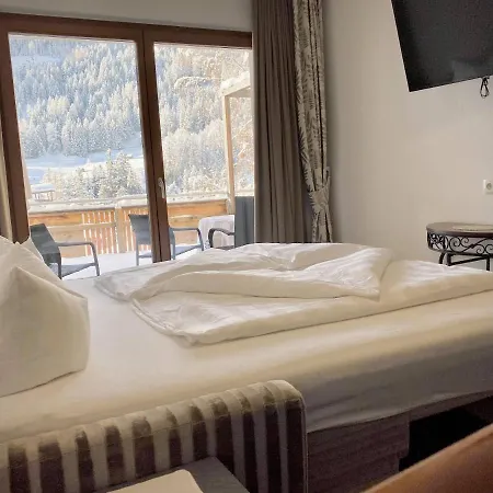 Philipp Hotel