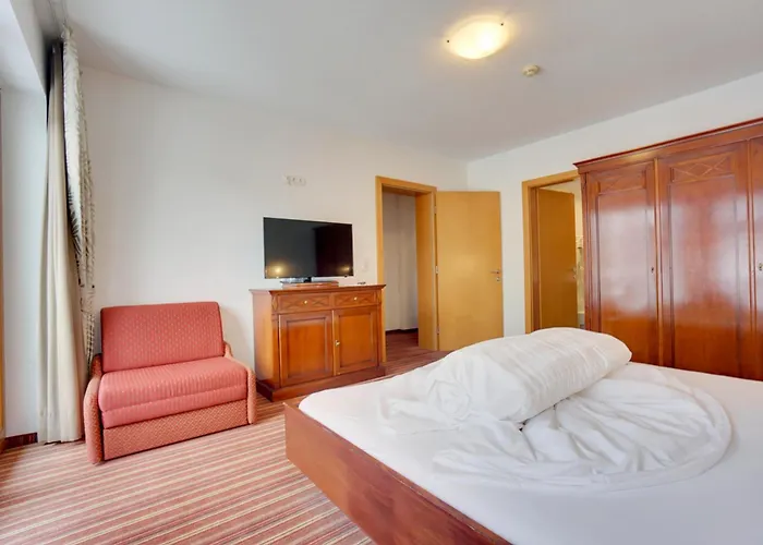 Philipp 3* סרפהאוס