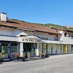 Hotel Garni Philipp 3*
