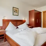 Hotel Garni Philipp 3*
